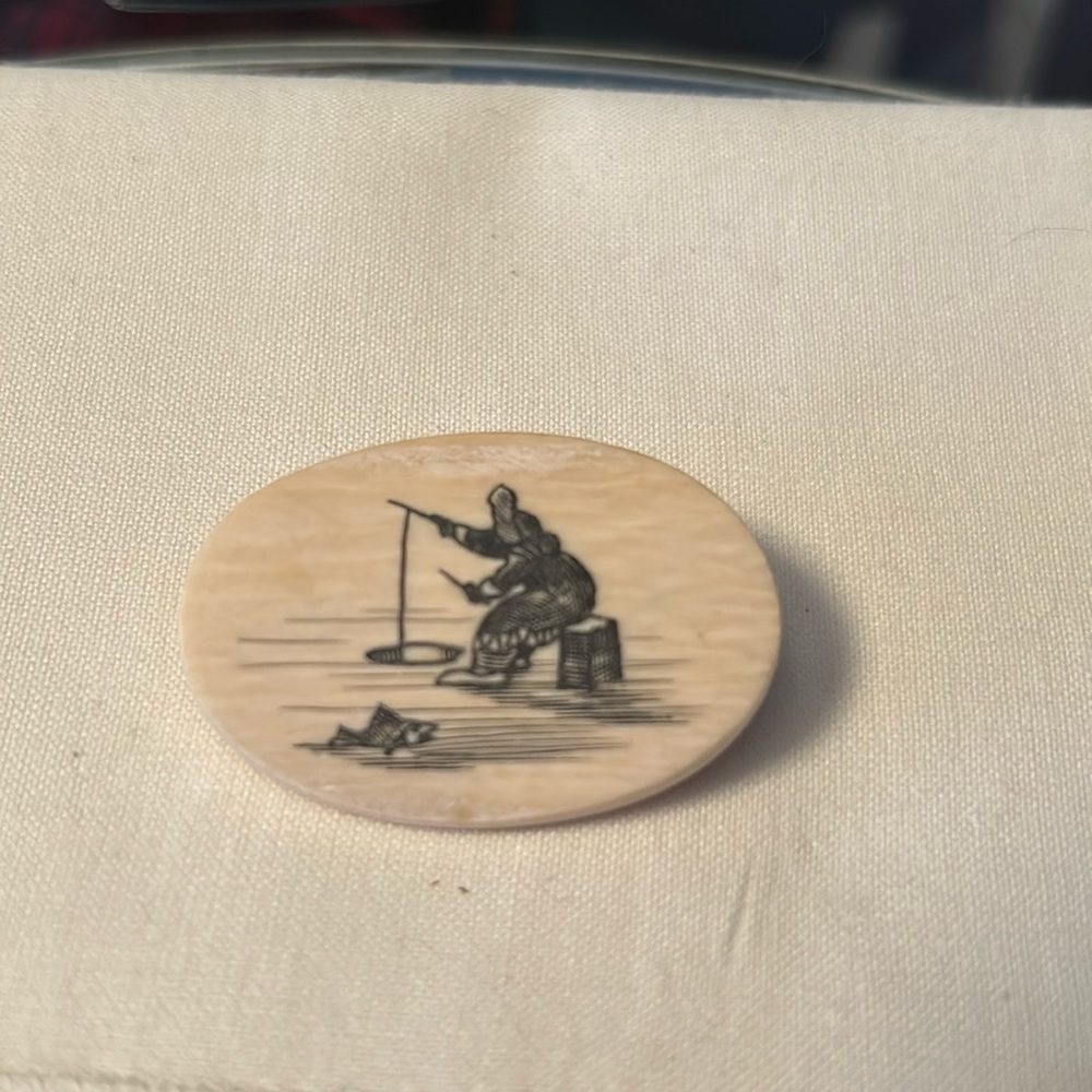 Ivory pin with Scrimshaw art